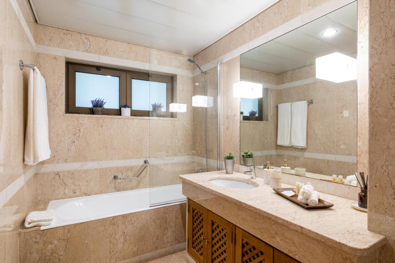 Suite 106 - Two Bedroom Apartment 푼샬 외부 사진